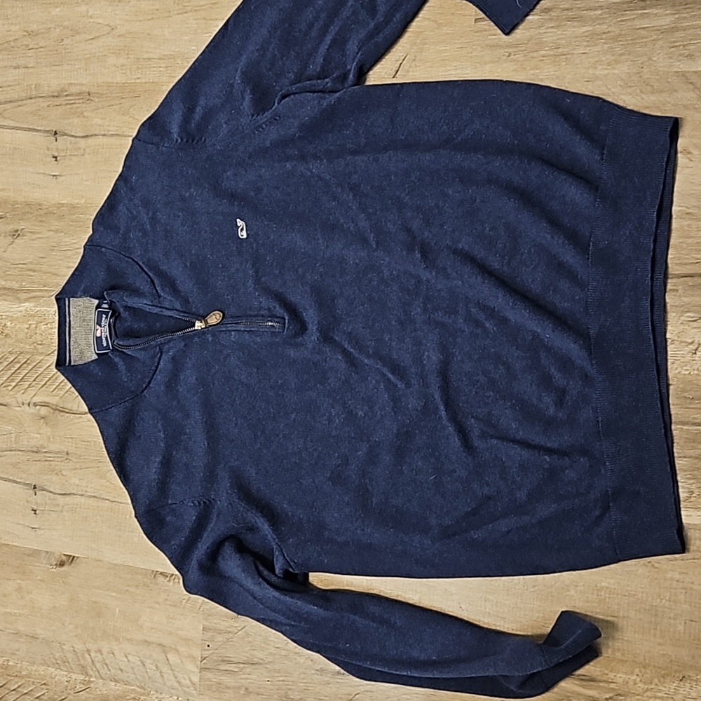 Vineyard Vines Sweater size Large